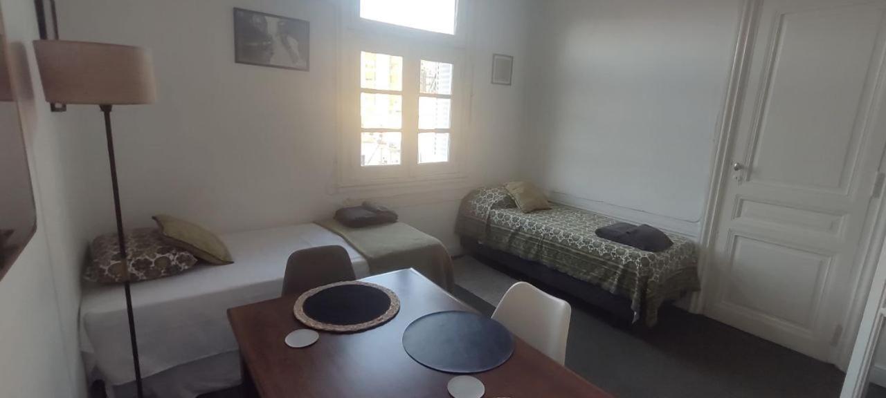 Ferienwohnung Amplio, Tranquilo Y Muy Luminoso Departamento De 3 Ambientes A Metros Del Obelisco Y Del Teatro Colon Buenos Aires Exterior foto