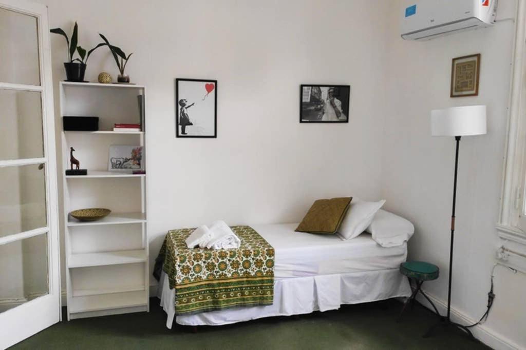 Ferienwohnung Amplio, Tranquilo Y Muy Luminoso Departamento De 3 Ambientes A Metros Del Obelisco Y Del Teatro Colon Buenos Aires Exterior foto